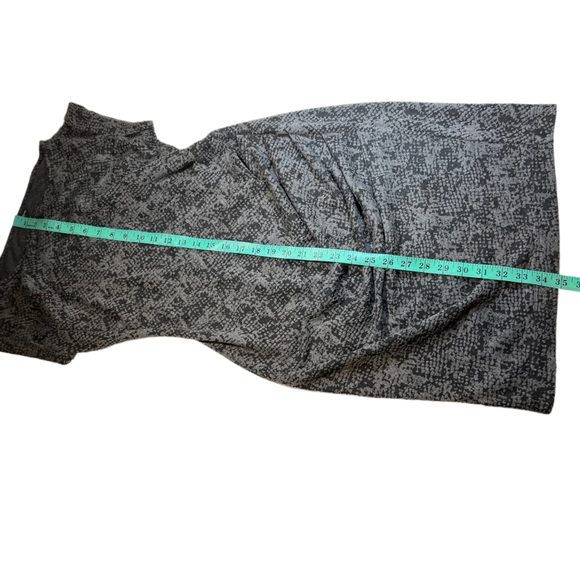 Anne Taylor Ruched Snakeskin Pattern Dress size 6 - Picture 12 of 15